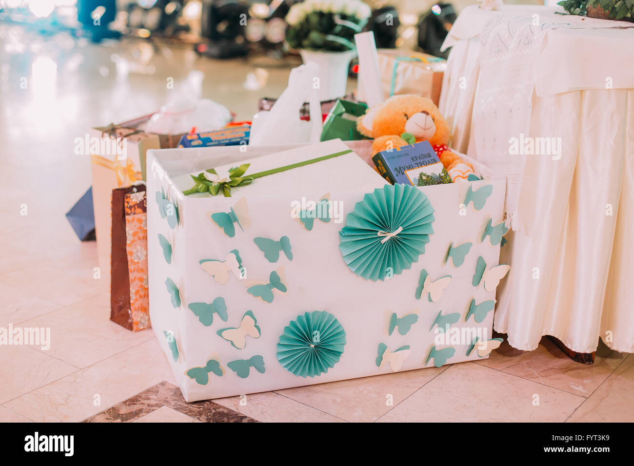cute wedding gifts for bride and groom
