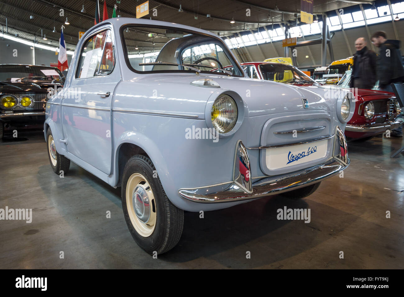 Vespa 400 hi-res stock photography and images - Alamy