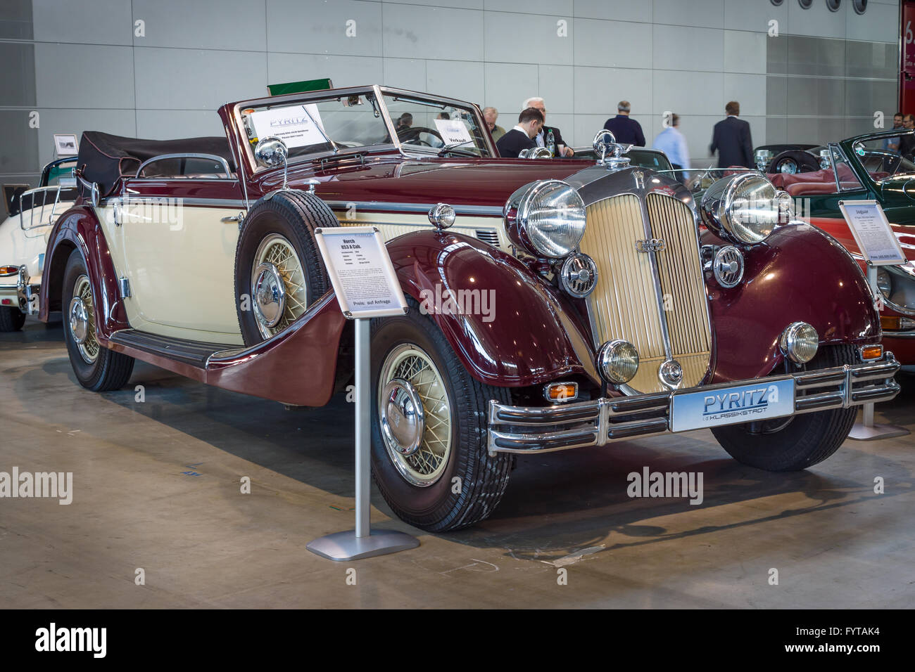 horch high resolution stock photography and images alamy https www alamy com stock photo luxury car horch 853a cabriolet 1938 103182776 html