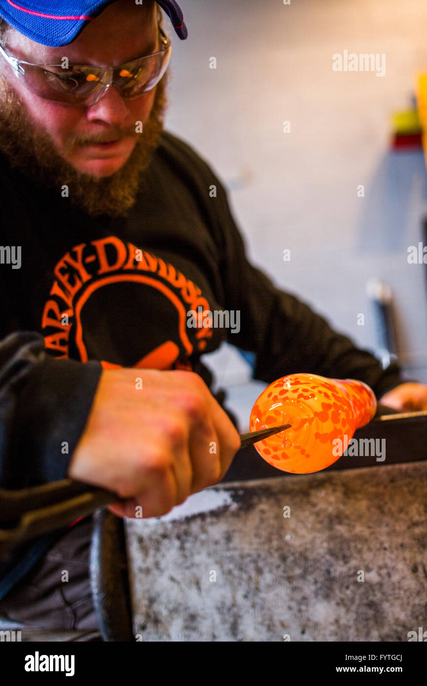 Glass blowing hires stock photography and images Alamy