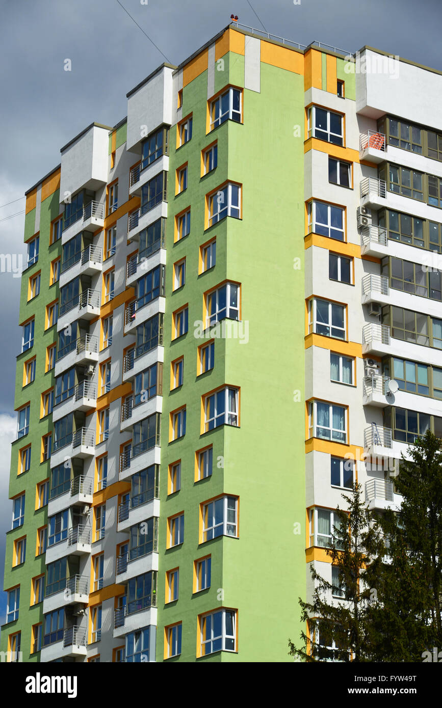 Facade of a modern apartment building Stock Photo - Alamy