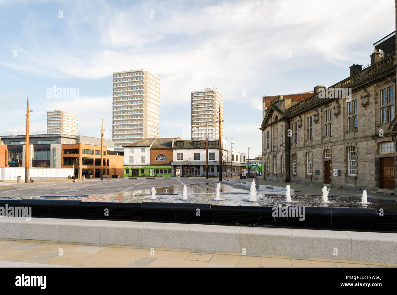 Fountains at Keel Square, Sunderland, Tyne & Wear Stock Photo Alamy