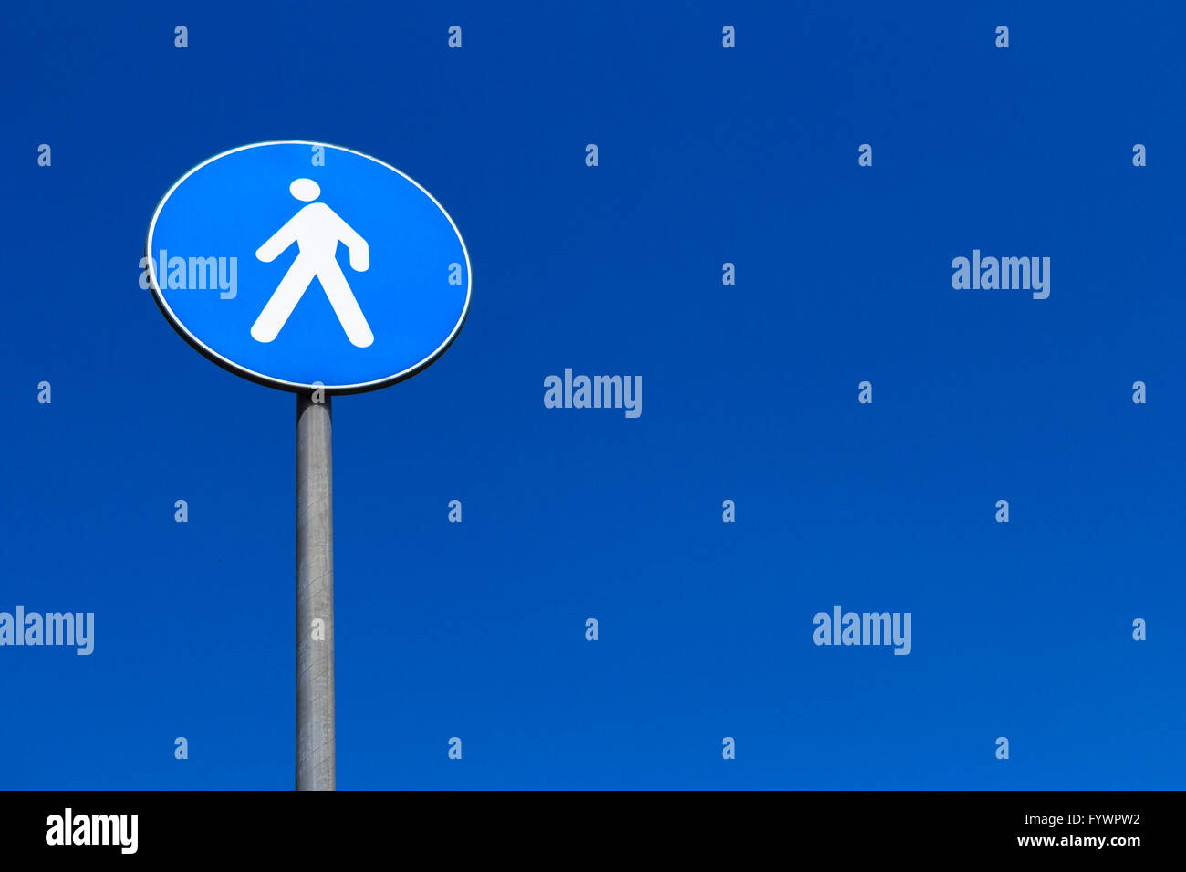 Human Figure Walking Street Sign Stock Illustration - Download Image Now -  Pedestrian Crossing Sign, Crosswalk, Road Sign - iStock