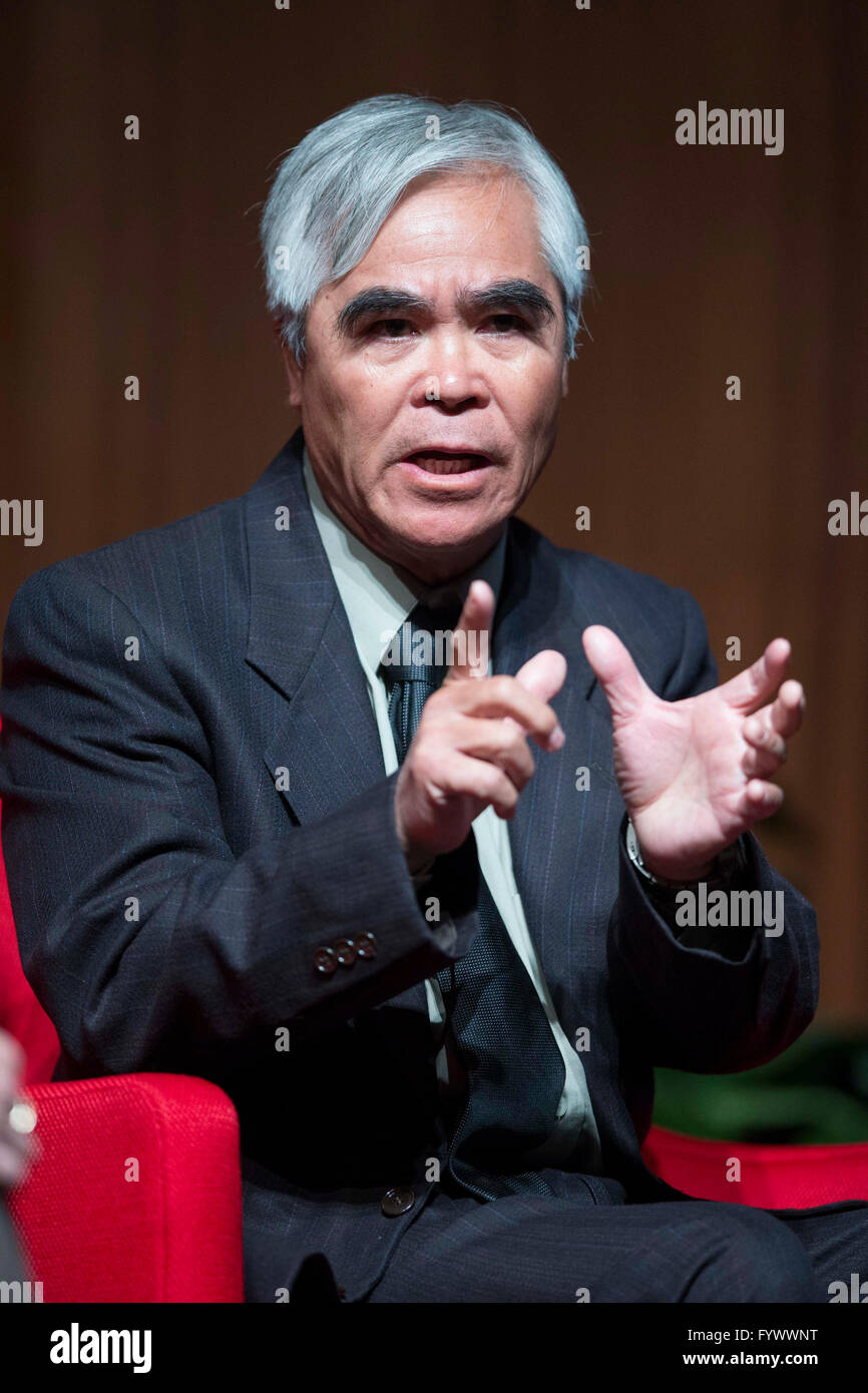 Pulitzer Prize-winning photographer Nick Ut speaks about his career and his photos from the Vietnam War at the LBJ Library. Stock Photo