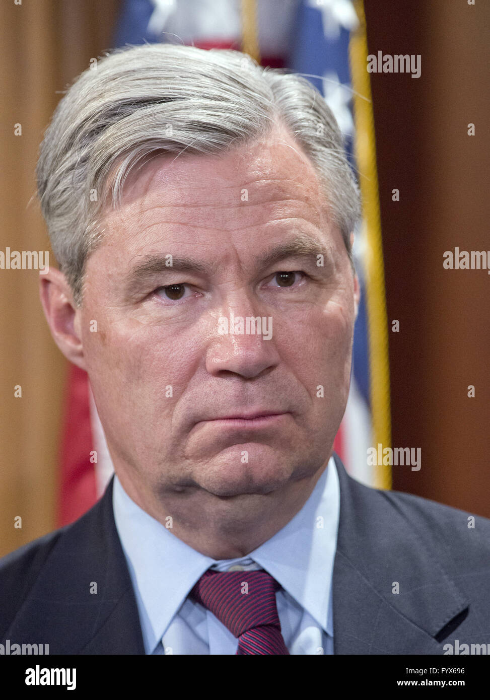 Washington, District of Columbia, USA. 28th Apr, 2016. United States Senator Sheldon Whitehouse (Republican of Rhode Island) appears at a press conference calling on the US Senate Republican leadership to bring to the floor the bipartisan Sentencing Reform and Corrections Act, a bill to reduce some mandatory minimum sentences and apply those changes retroactively to inmates currently serving unfair sentences.Credit: Ron Sachs/CNP Credit:  Ron Sachs/CNP/ZUMA Wire/Alamy Live News Stock Photo