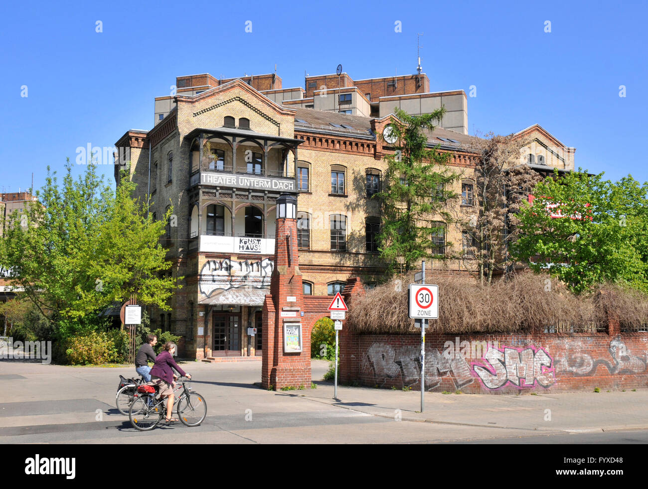 Theater unterm Dach, theatre, center of arts, youth centre, center, Danziger Strasse, Prenzlauer Berg, Pankow, Berlin, Germany Stock Photo