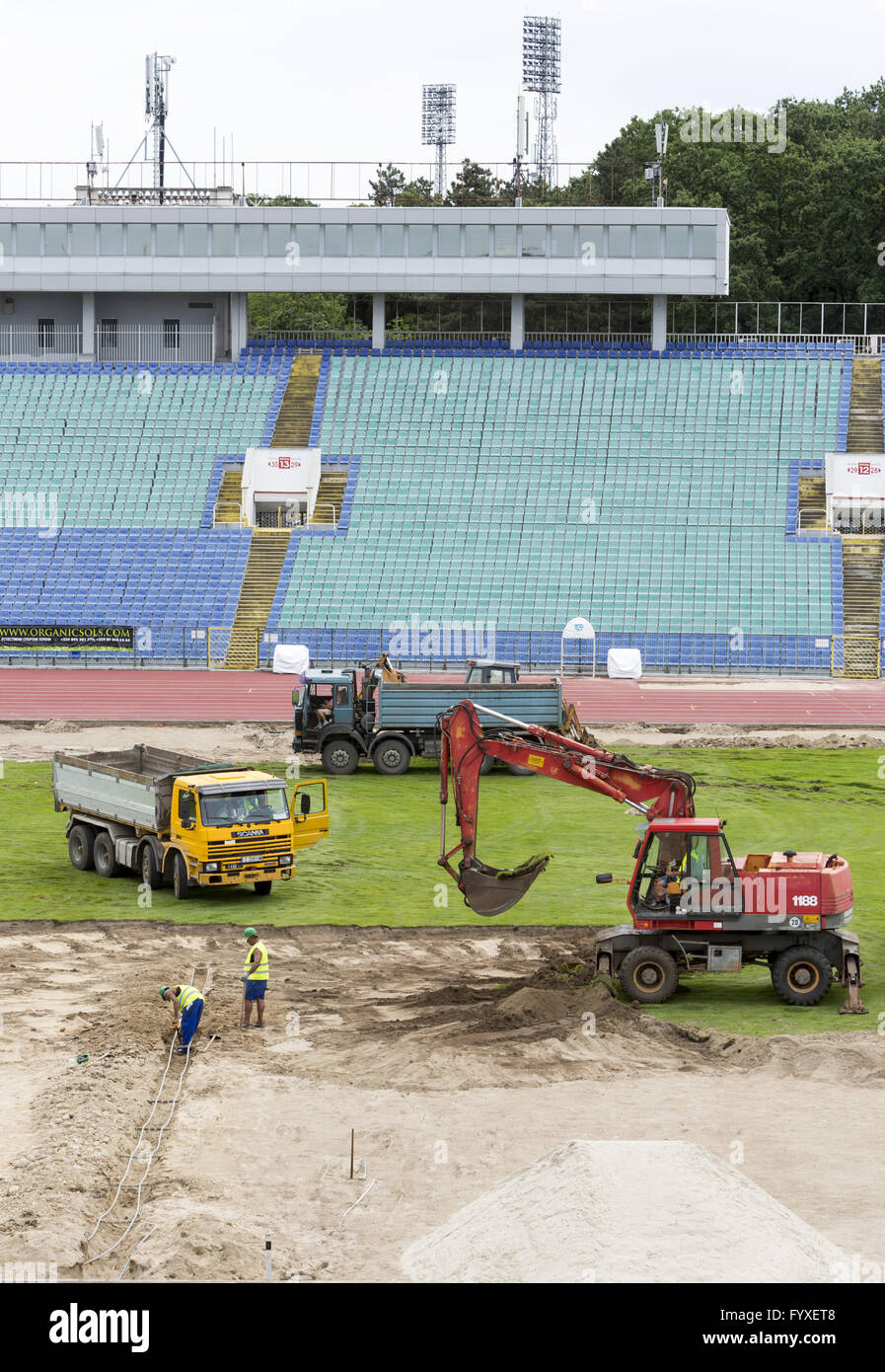 Stadion Rote Erde – Wikipedia