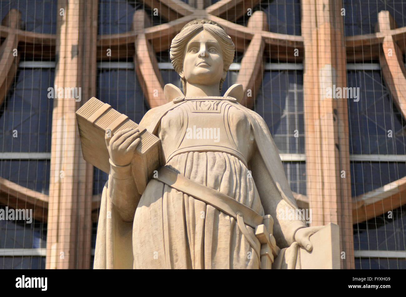 Statue Lady Justice, District Court Wedding, Brunnenplatz, Gesundbrunnen, Mitte, Berlin, Germany / Justitita Stock Photo