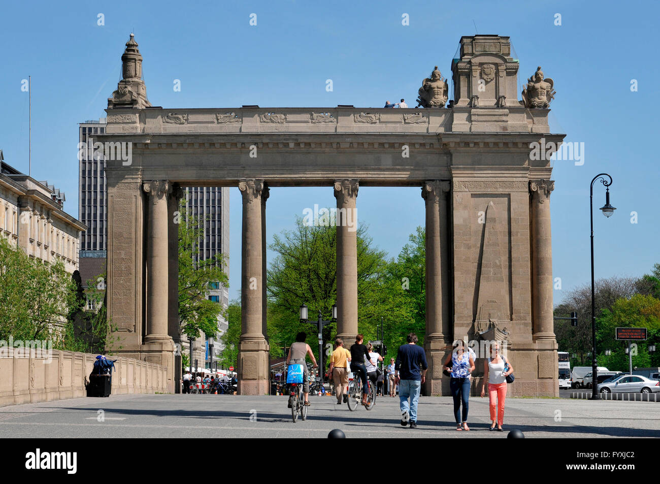 Charlottenburg Gate, Charlottenburger Tor, Strasse des 17. Juni, Tiergarten, Berlin, Germany Stock Photo