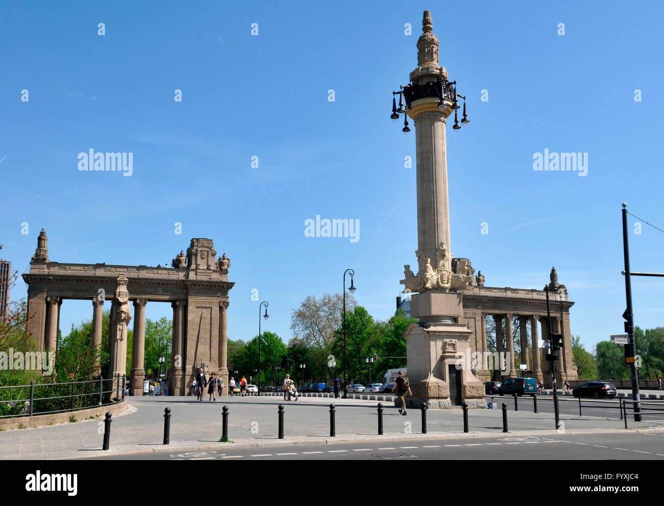 Charlottenburg Gate, Charlottenburger Tor, Strasse des 17. Juni, Tiergarten, Berlin, Germany Stock Photo