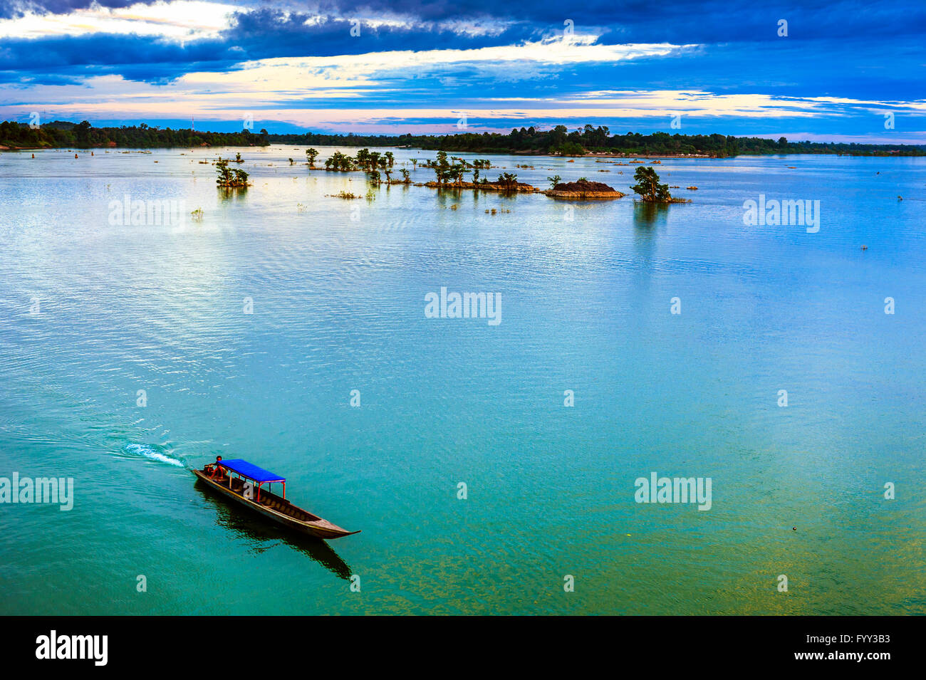 Asia. South-East Asia. Laos. Province of Champassak. 4000 islands. Don Khon island. The Mekong to the Cambodian border. Stock Photo