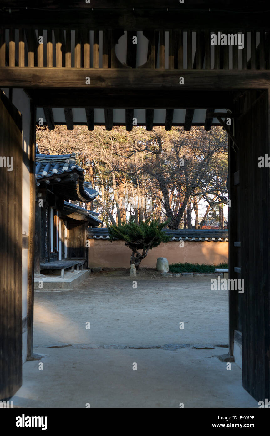 Traditional Korean Decor Village House Changgyeonggung Stock Photo  122267737