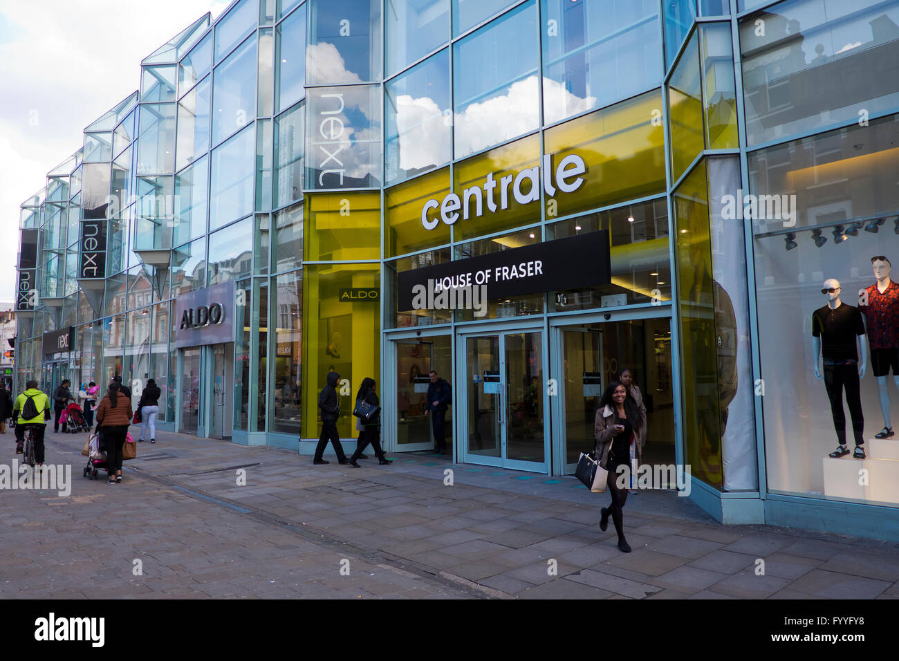 Centrale shopping centre in Croydon High Street South London in UK ...