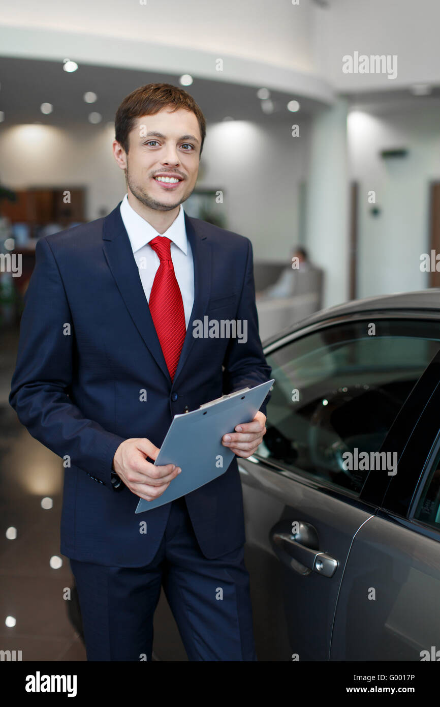 Automobile retail hi-res stock photography and images - Alamy