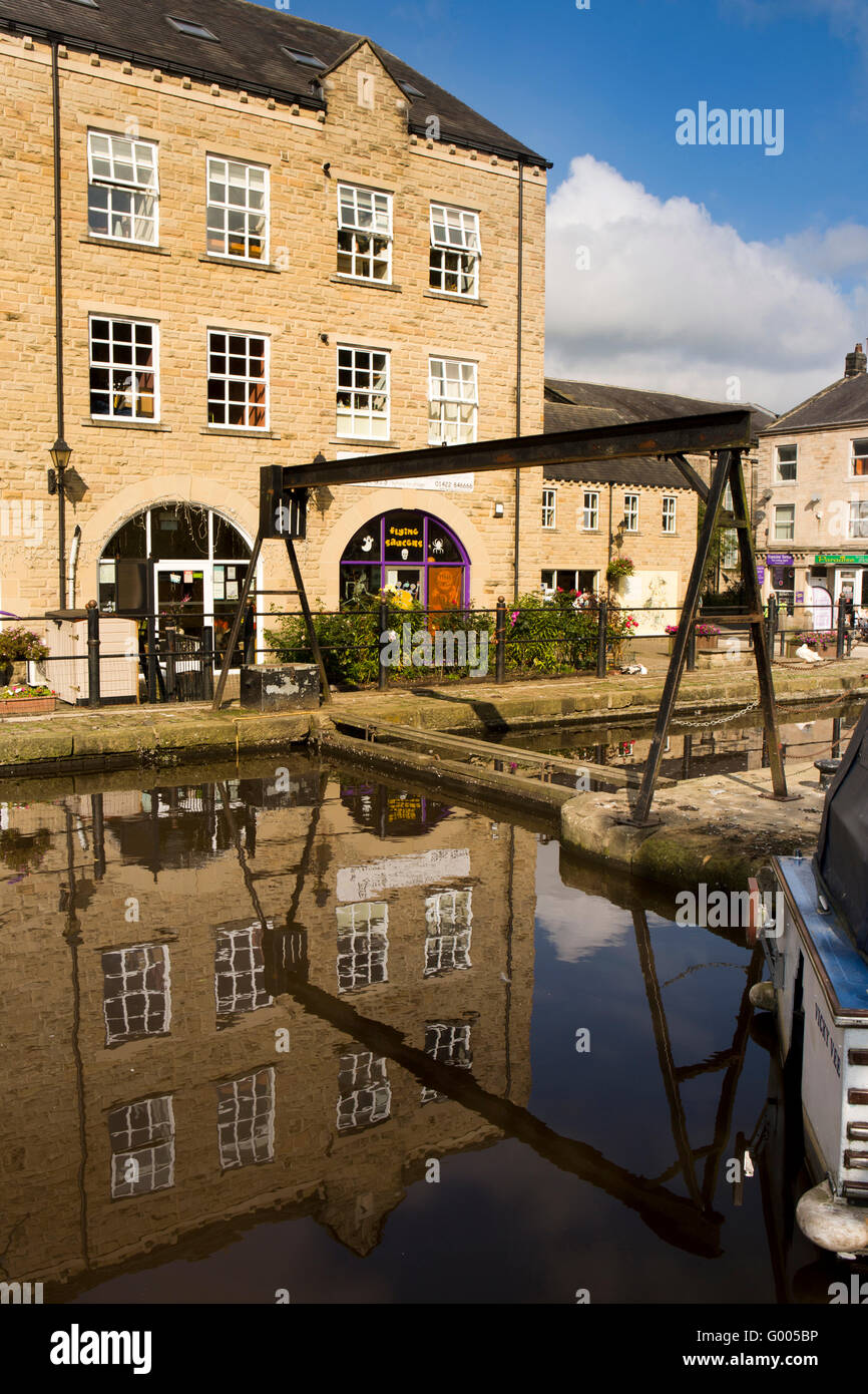 UK, England, Yorkshire, Calderdale, Hebden Bridge, New Road, Butler’s Wharf, businesses in old canalside building Stock Photo
