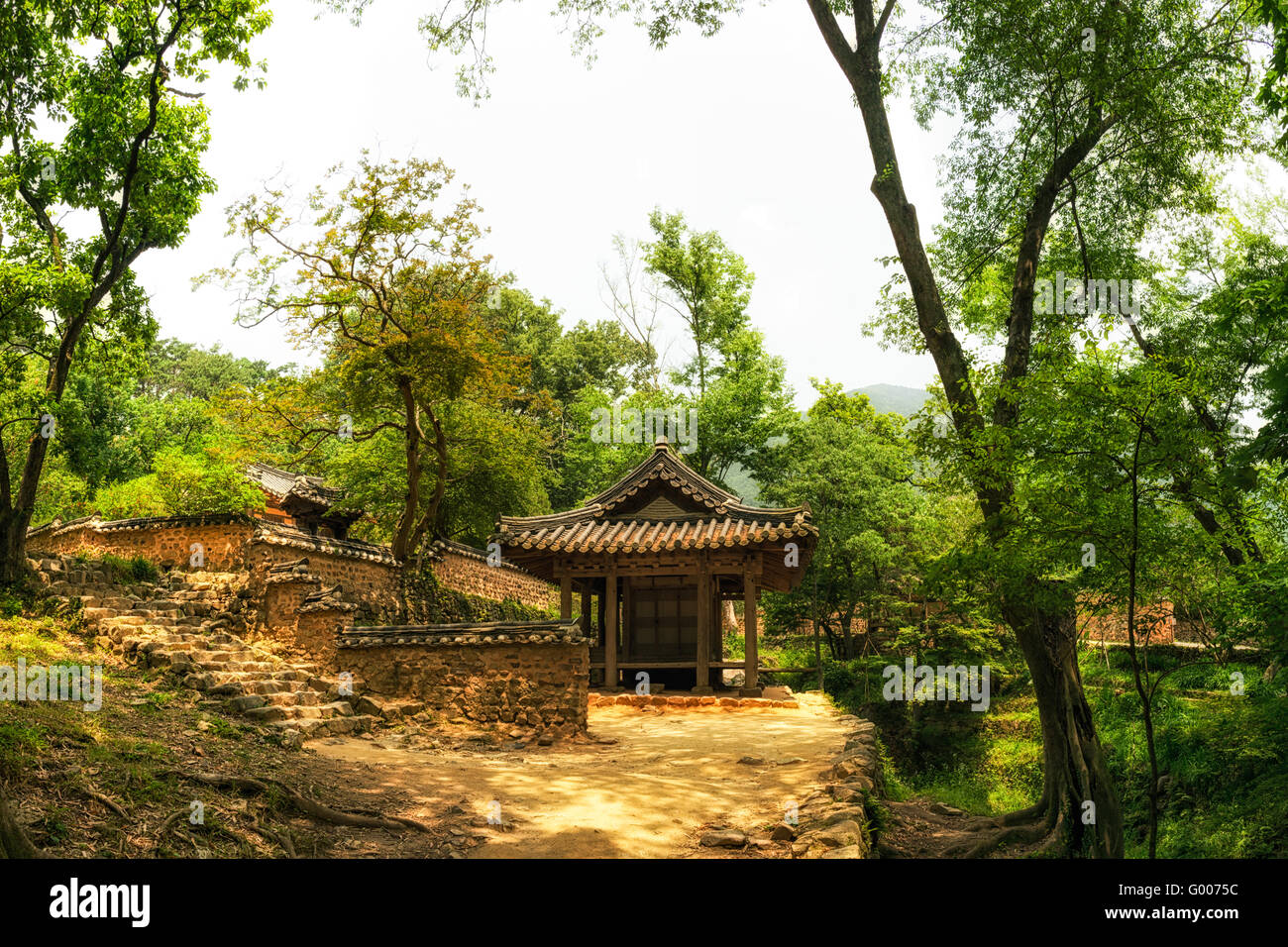 traditional Korean garden Stock Photo Alamy