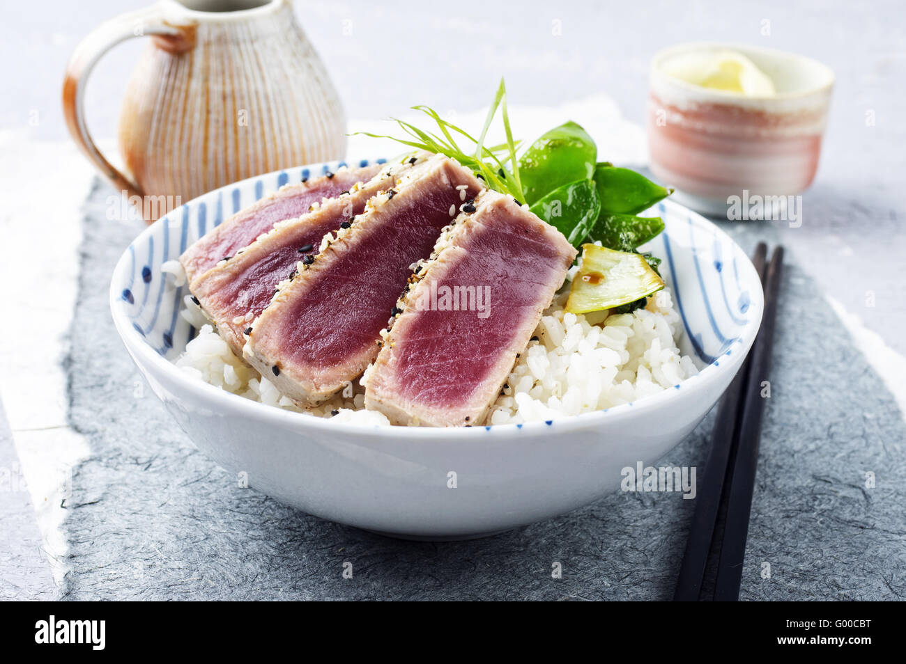 Tuna Tataki with Rice and Vegetable Stock Photo Alamy