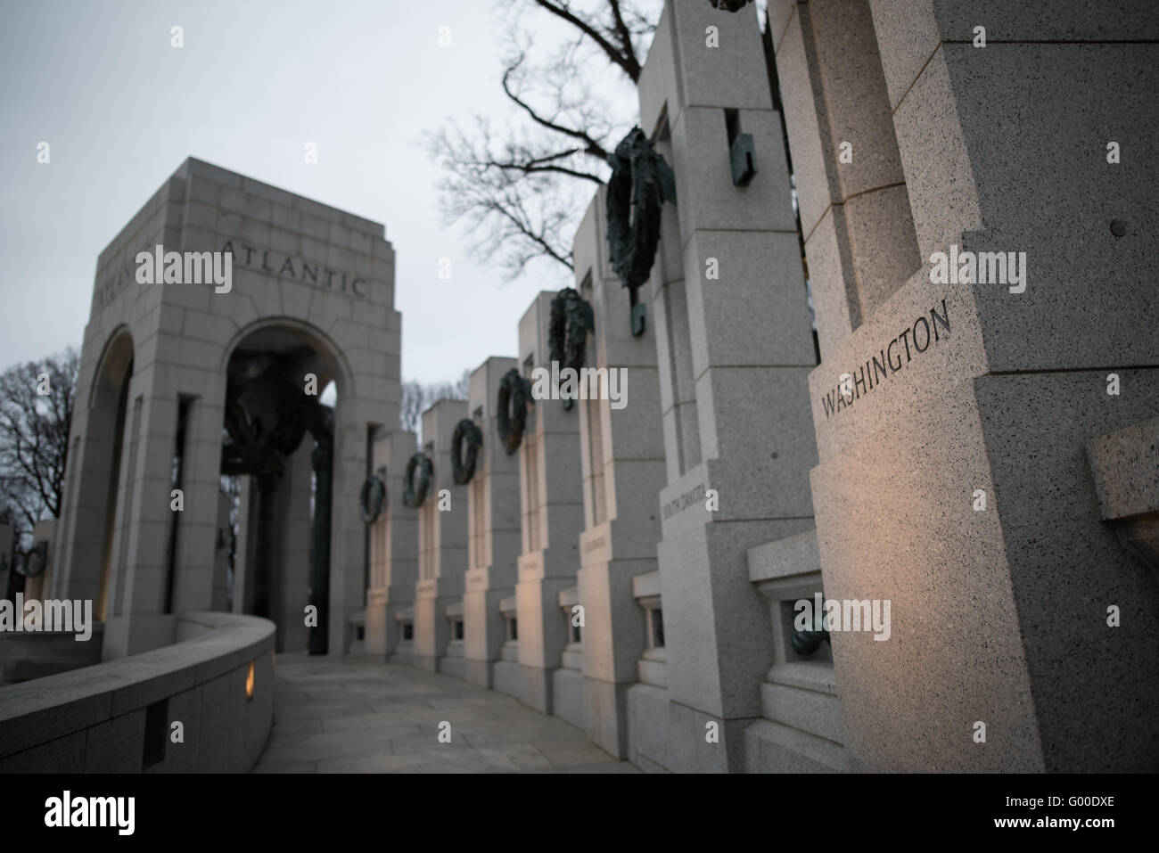 Washington, DC - The National World War II Memorial, dedicated to those who served in the Second World War, stands in the middle of the National Mall between the Washington Monument and the Lincoln Memorial Reflecting Pool. Stock Photo