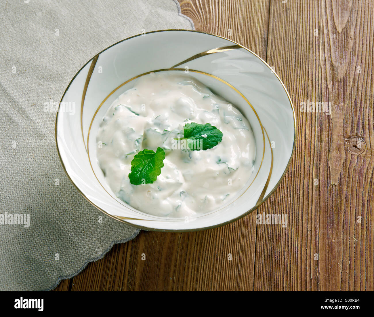 Lemon Garlic Yogurt Sauce Stock Photo Alamy