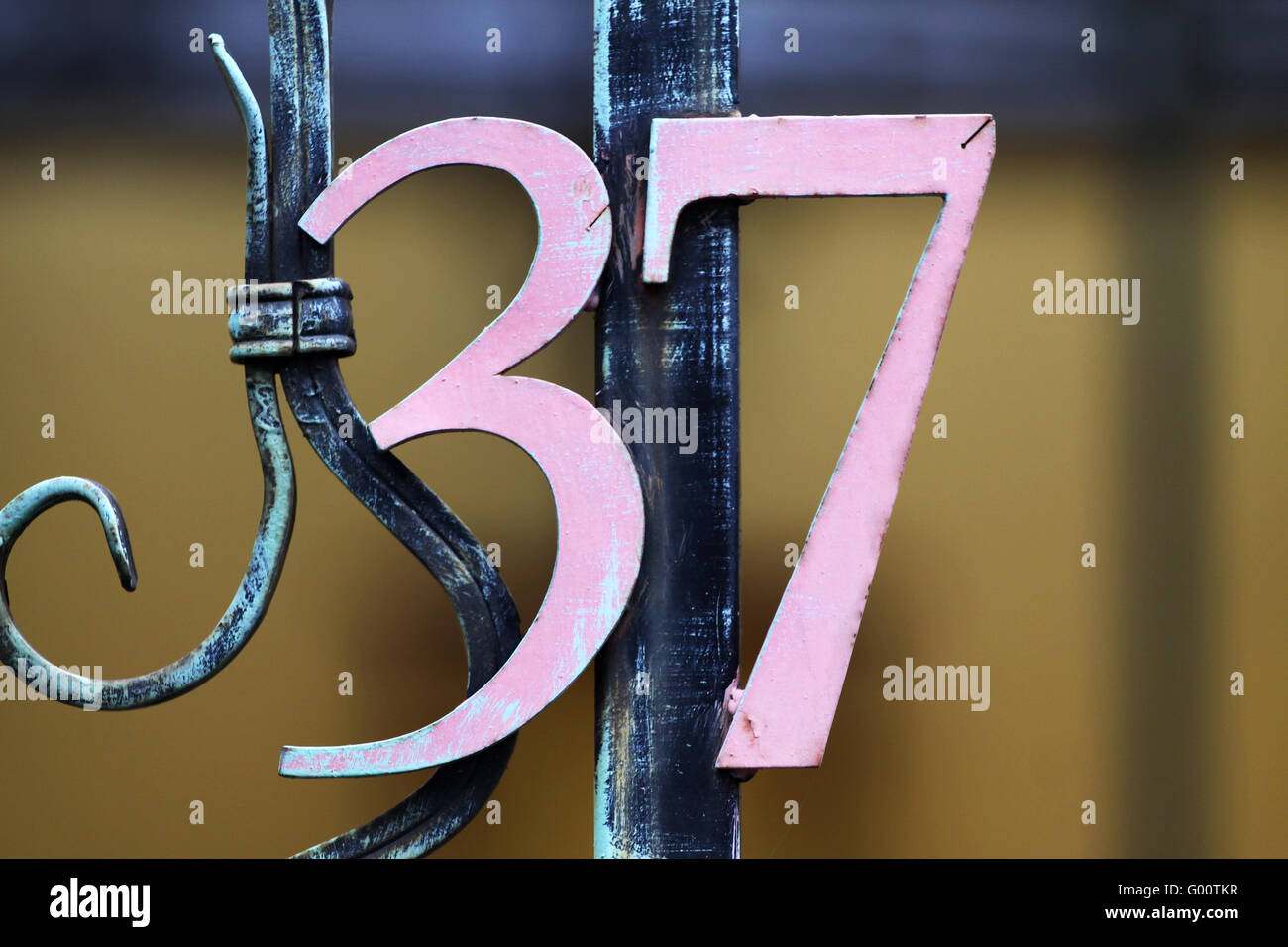 House number and address signs hires stock photography and images Alamy