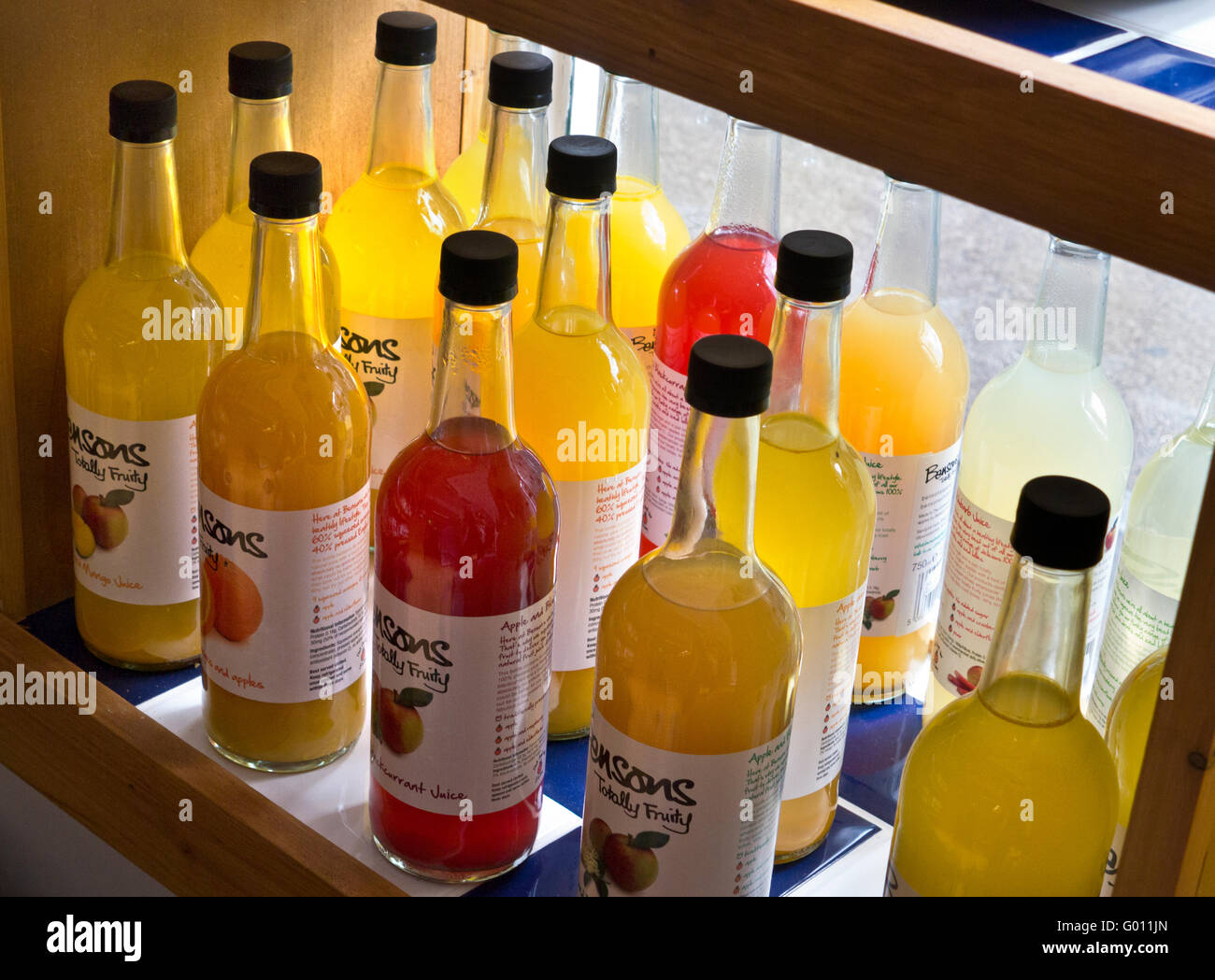 Organic fruit juices hires stock photography and images Alamy