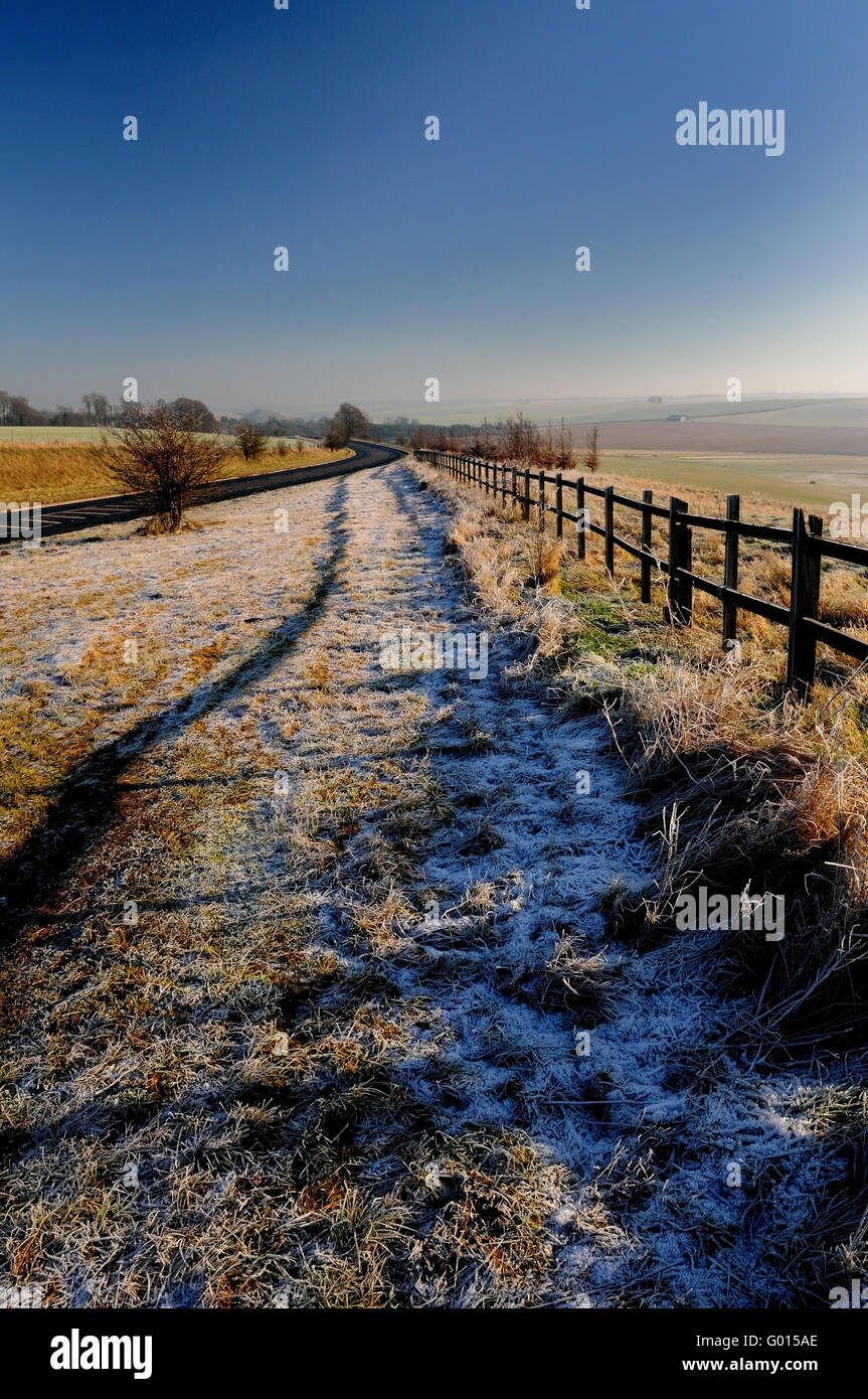 Grass verge frost hi-res stock photography and images - Alamy