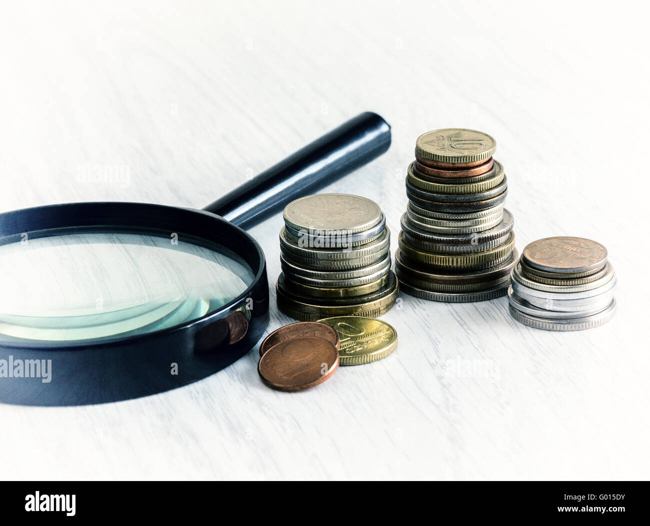 4,319 Coin Magnifying Glass Stock Photos - Free & Royalty-Free