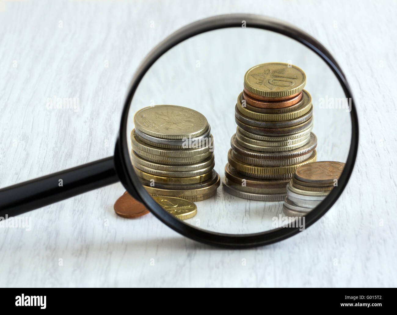 Close up coins hi-res stock photography and images - Alamy