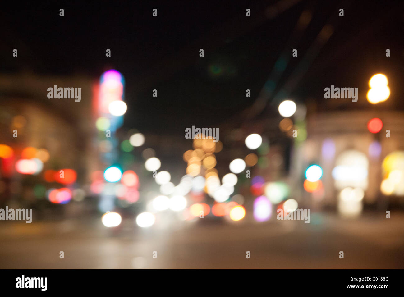 Out of focus street lights hi-res stock photography and images - Alamy
