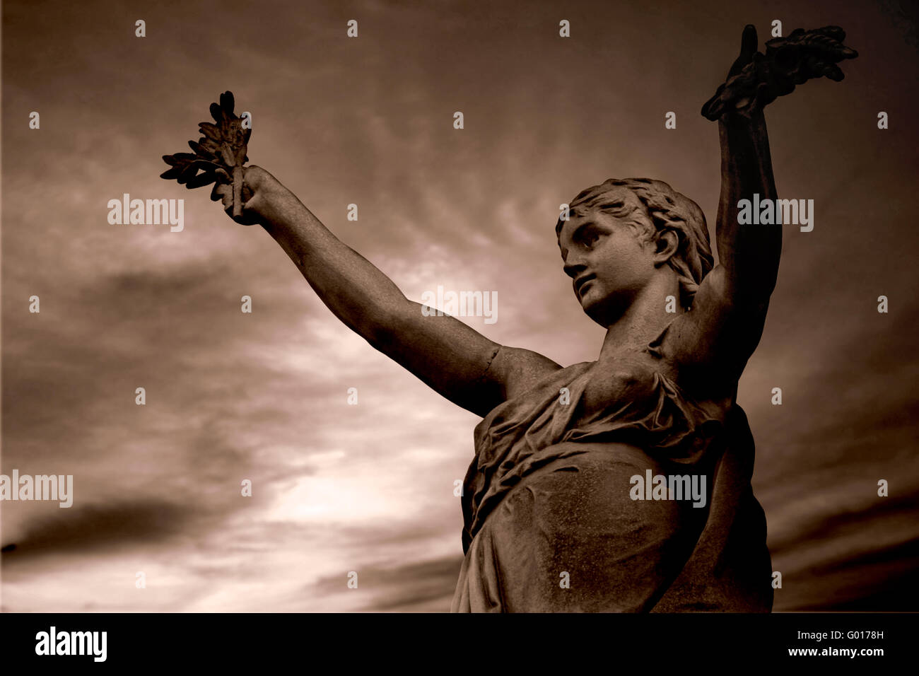 statue of peace Stock Photo Alamy