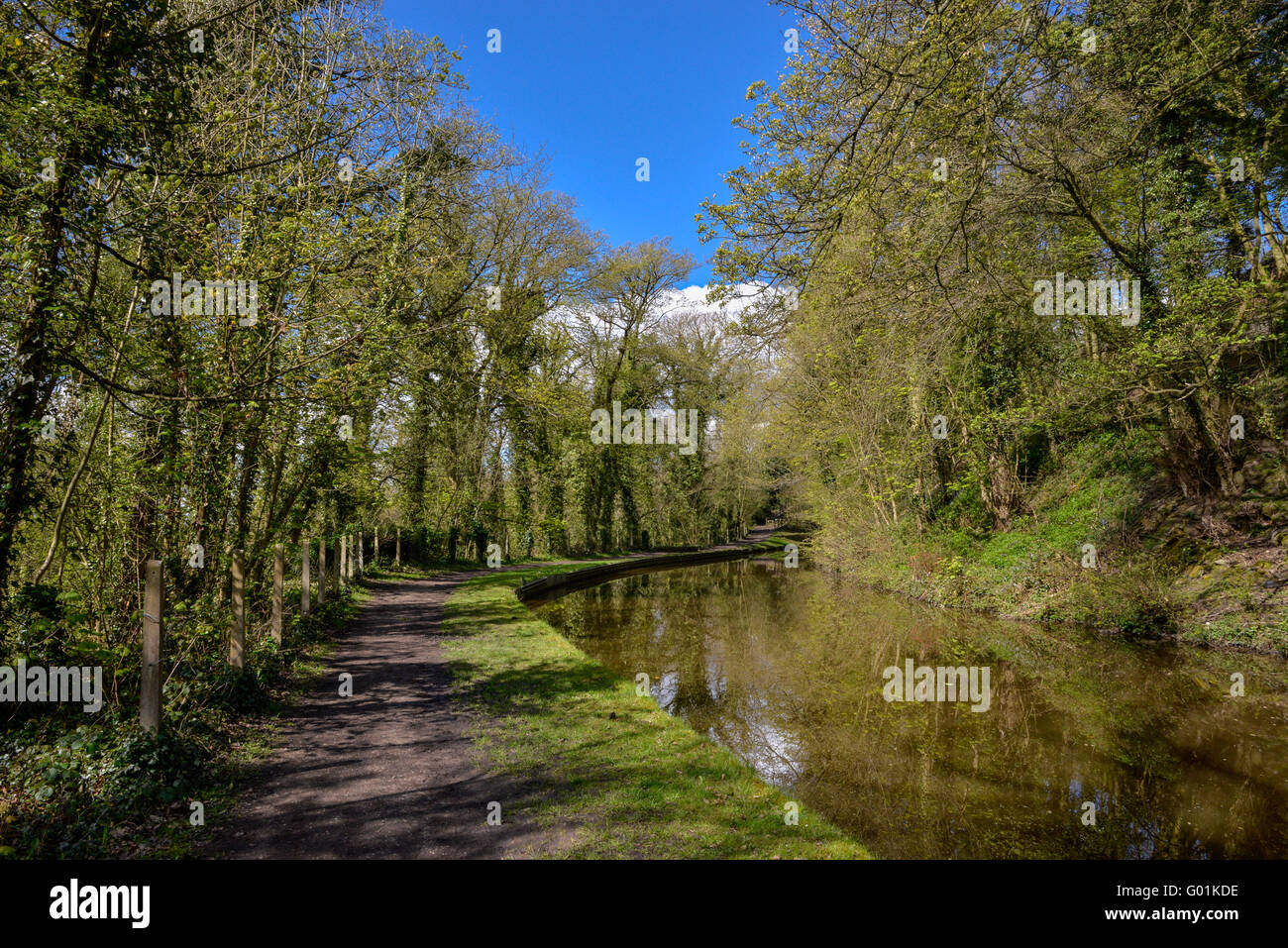 A beautiful spring day on the Peak Forest canal near Marple, Stockport
