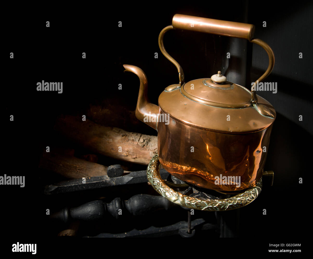 An old fashioned copper kettle Stock Photo Alamy