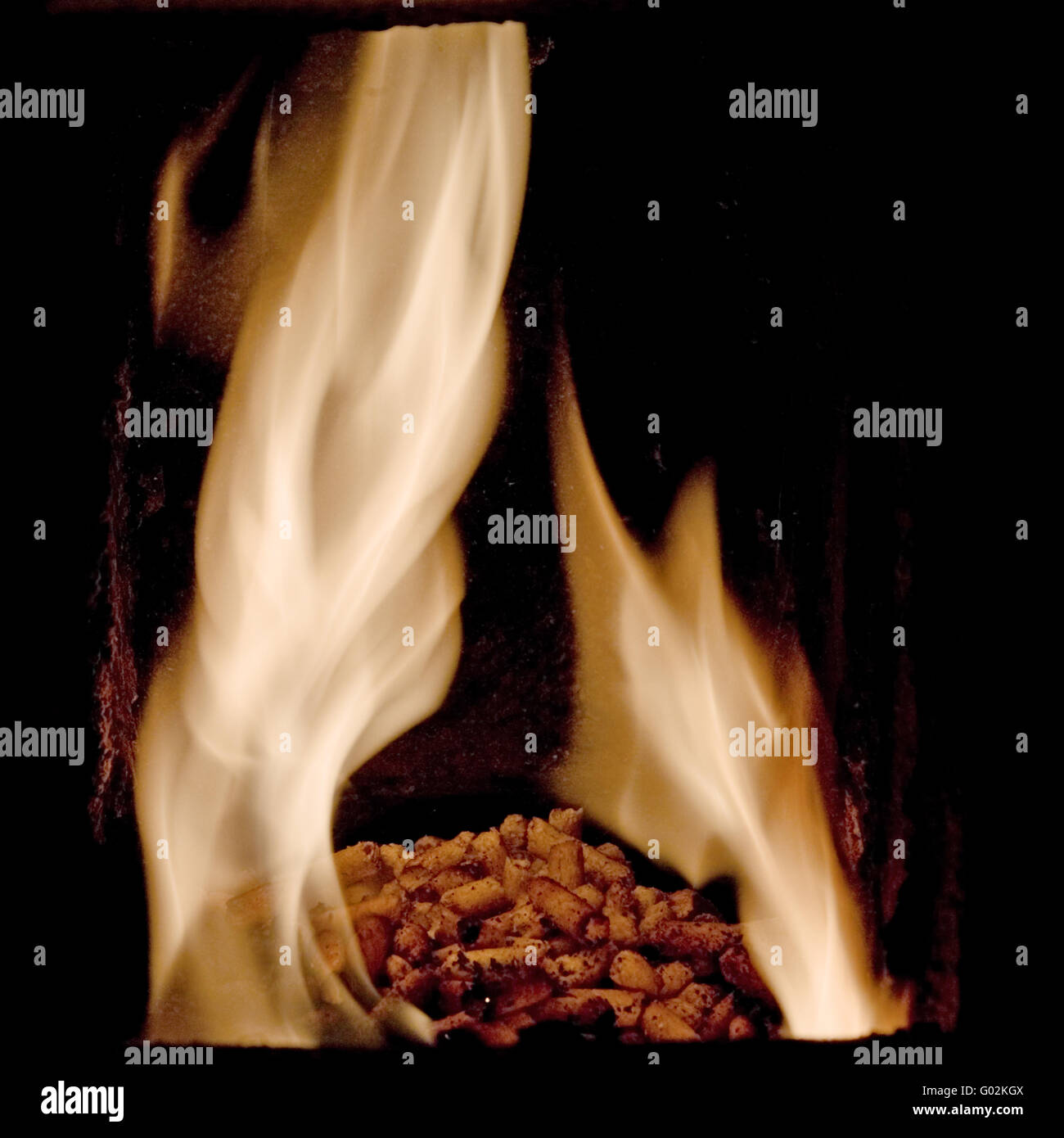 Pellet furnace hi-res stock photography and images - Alamy