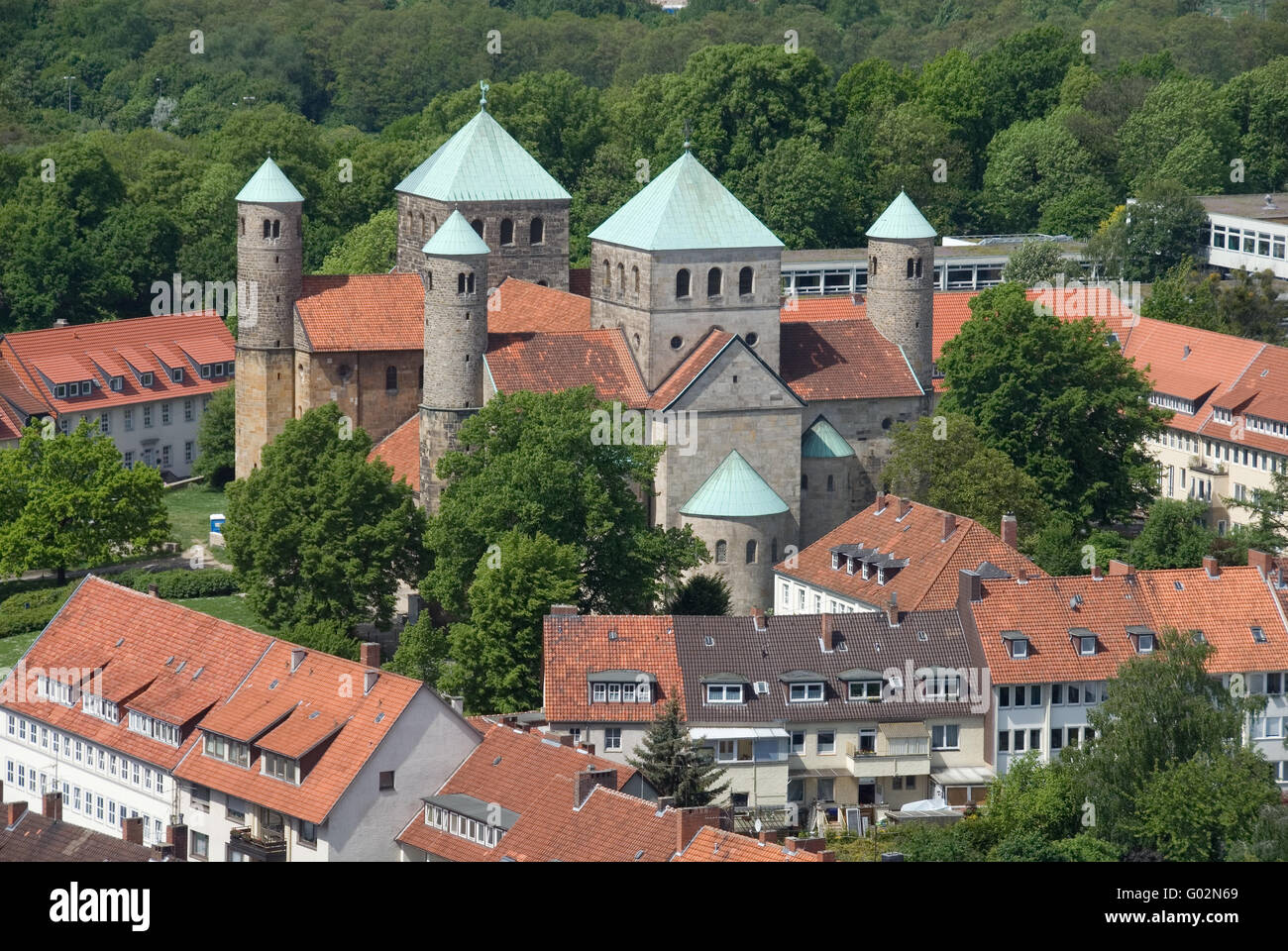 Hildesheim st michael michaeliskirche hi-res stock photography and ...