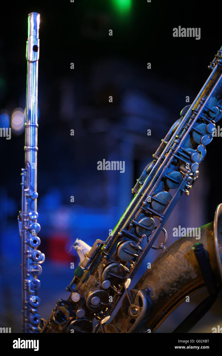 Modern musical instruments hi-res stock photography and images - Alamy