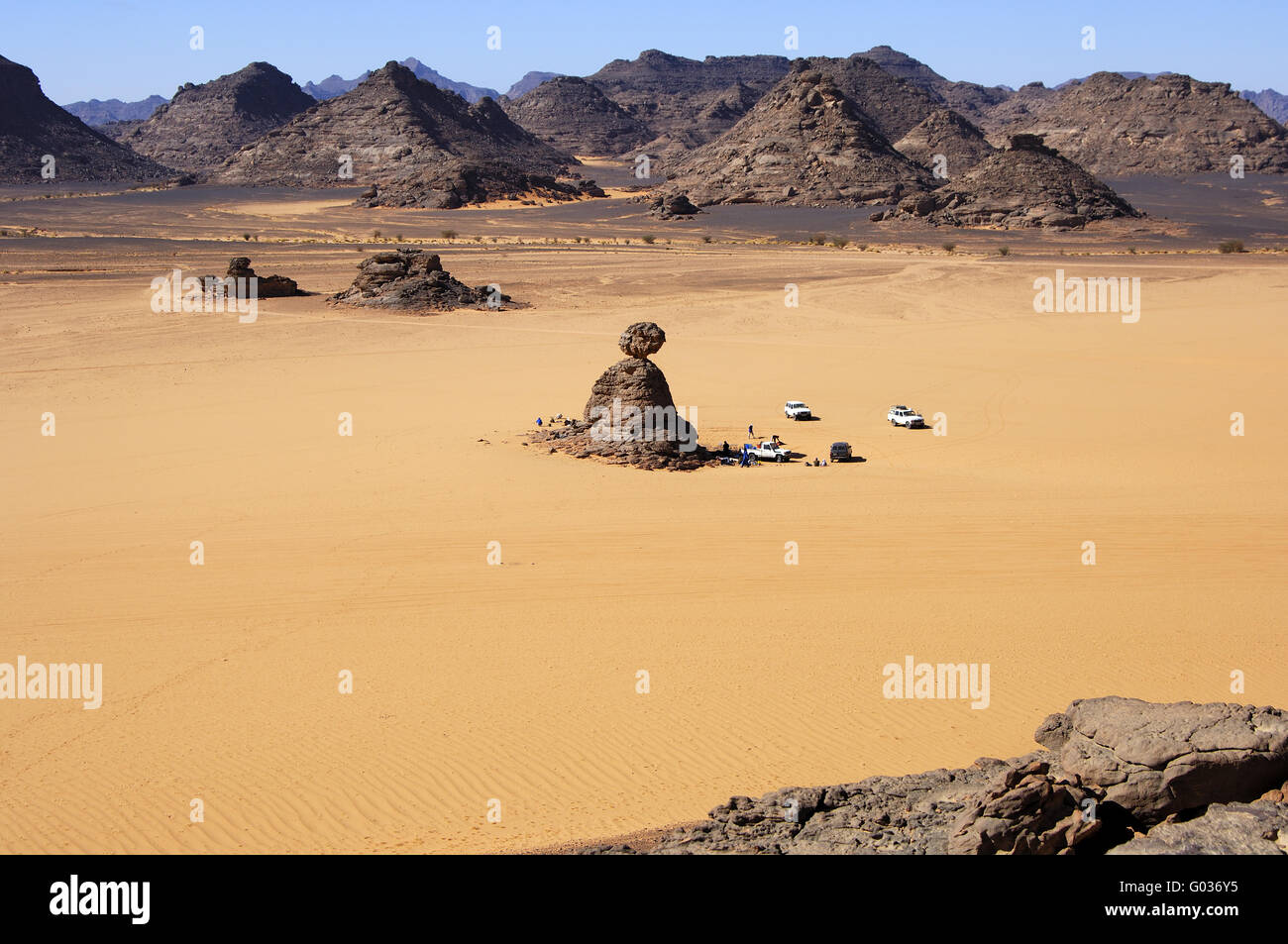 Campsite of an expedition, Sahara desert, Libya Stock Photo