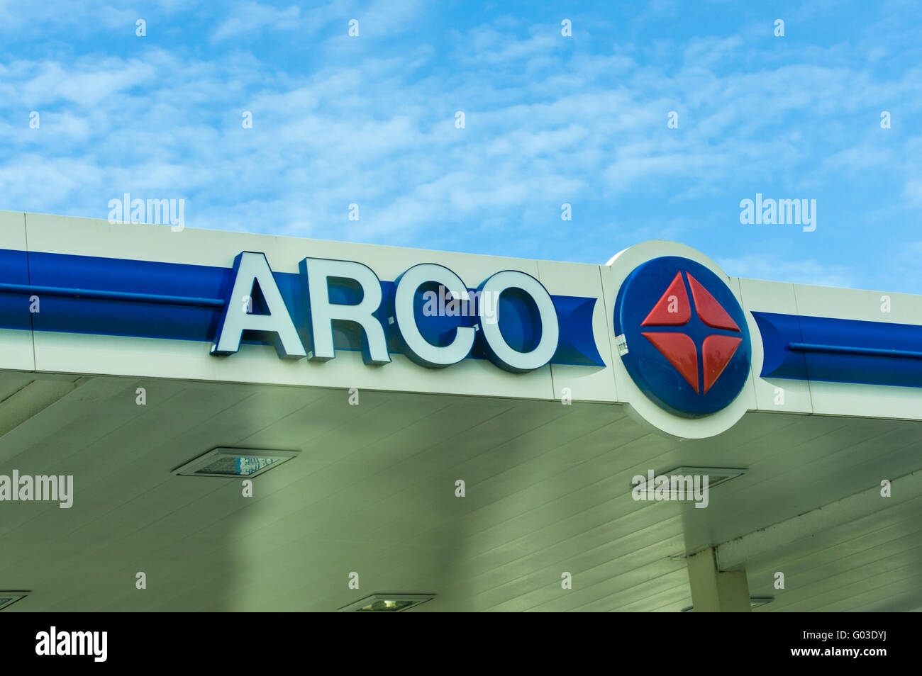 ARCO petroleum company logo Stock Photo Alamy