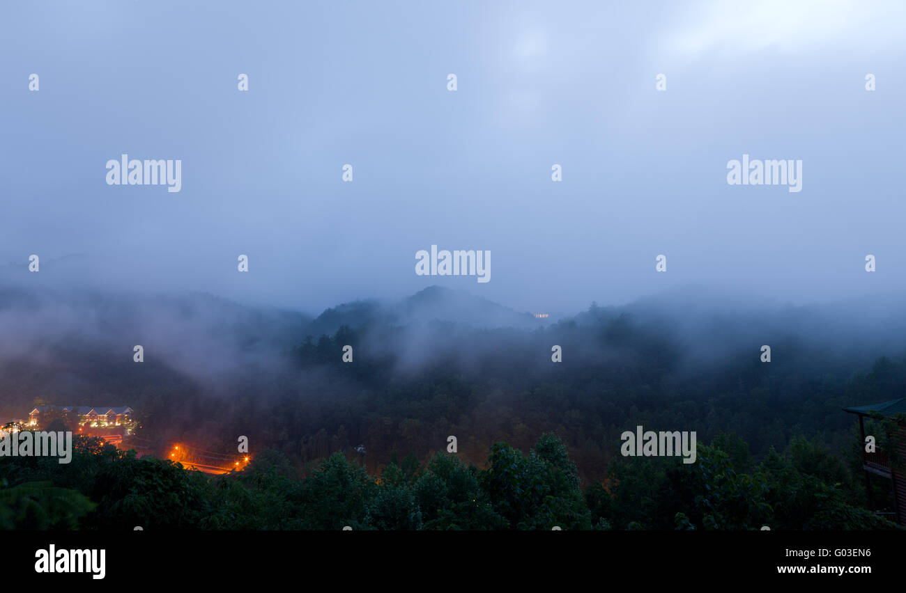 Early morning fog and cloud mountain valley landscape. Great Smoky Mountain National Park Stock Photo