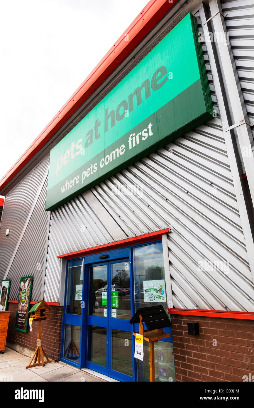 Pets at home shop hires stock photography and images Alamy