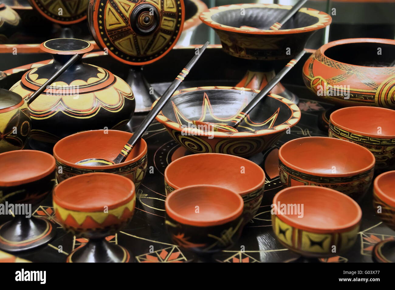 Set Of Traditional Chinese Soup Red Ceramic Pot Stock Photo Alamy