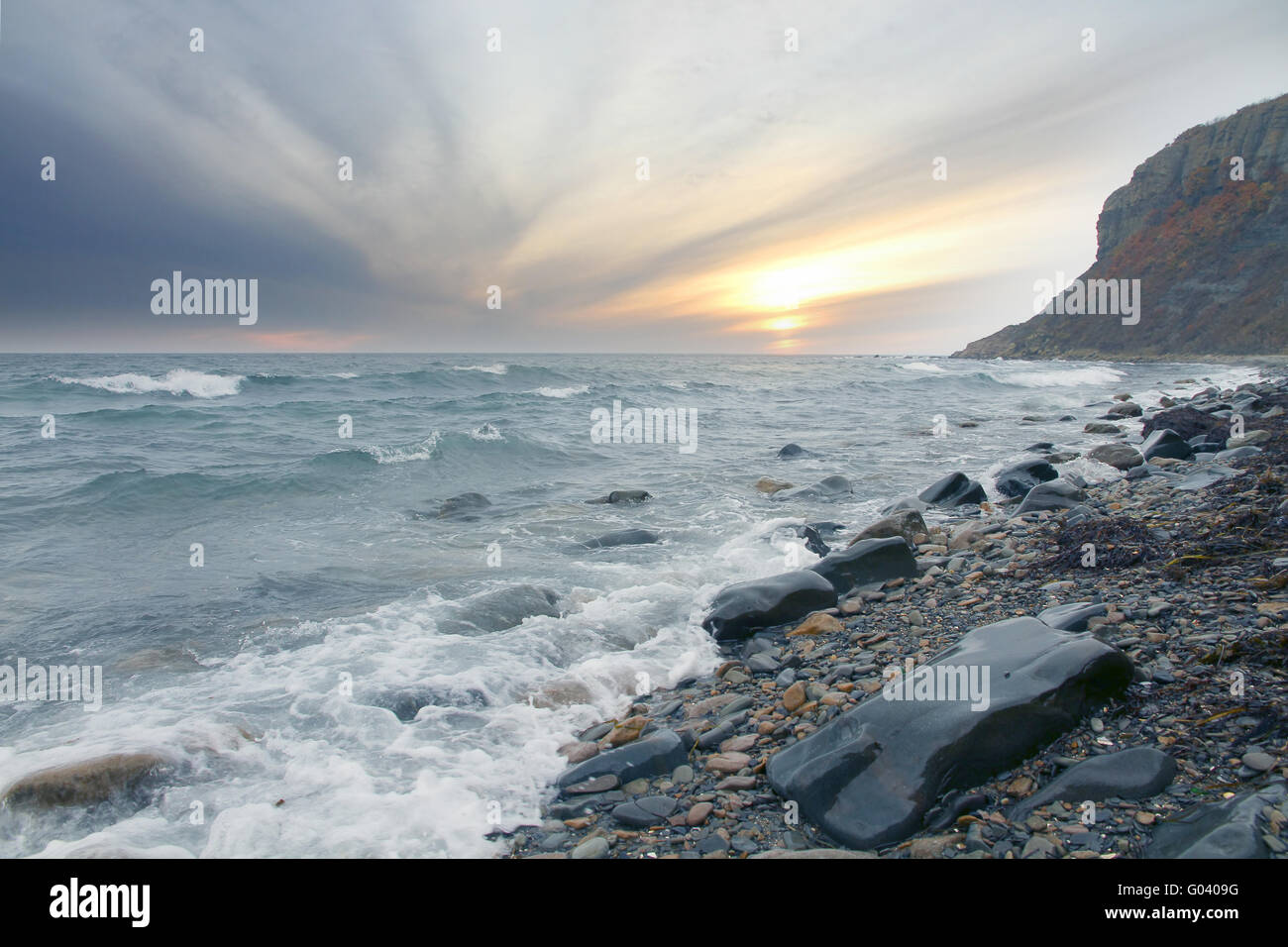 Rock rocky shore hi-res stock photography and images - Alamy