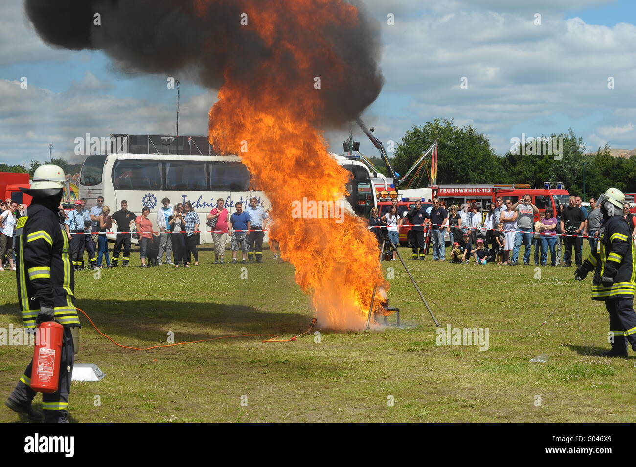 Grease fire hires stock photography and images Alamy