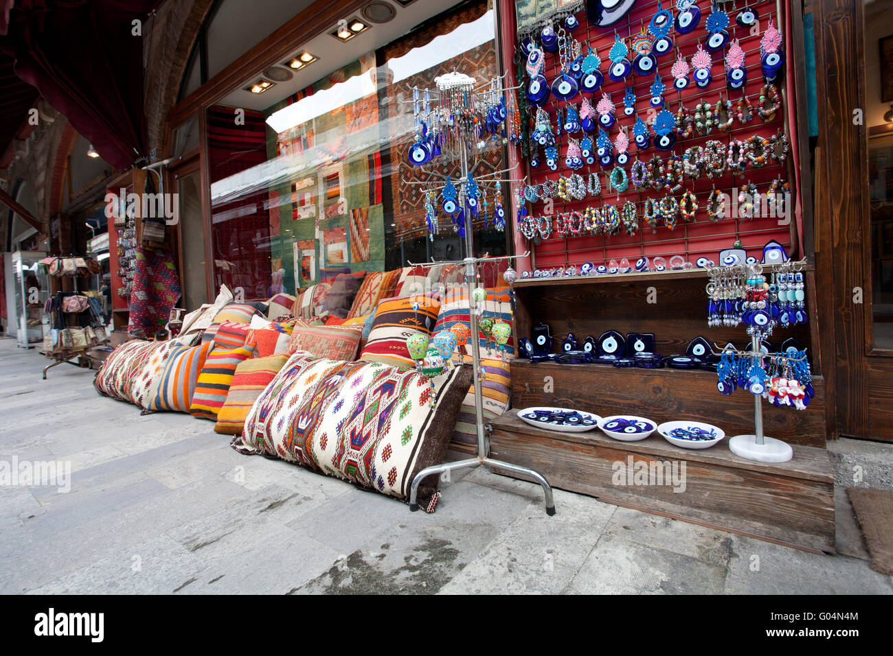 Showcase of souvenir shop Stock Photo Alamy