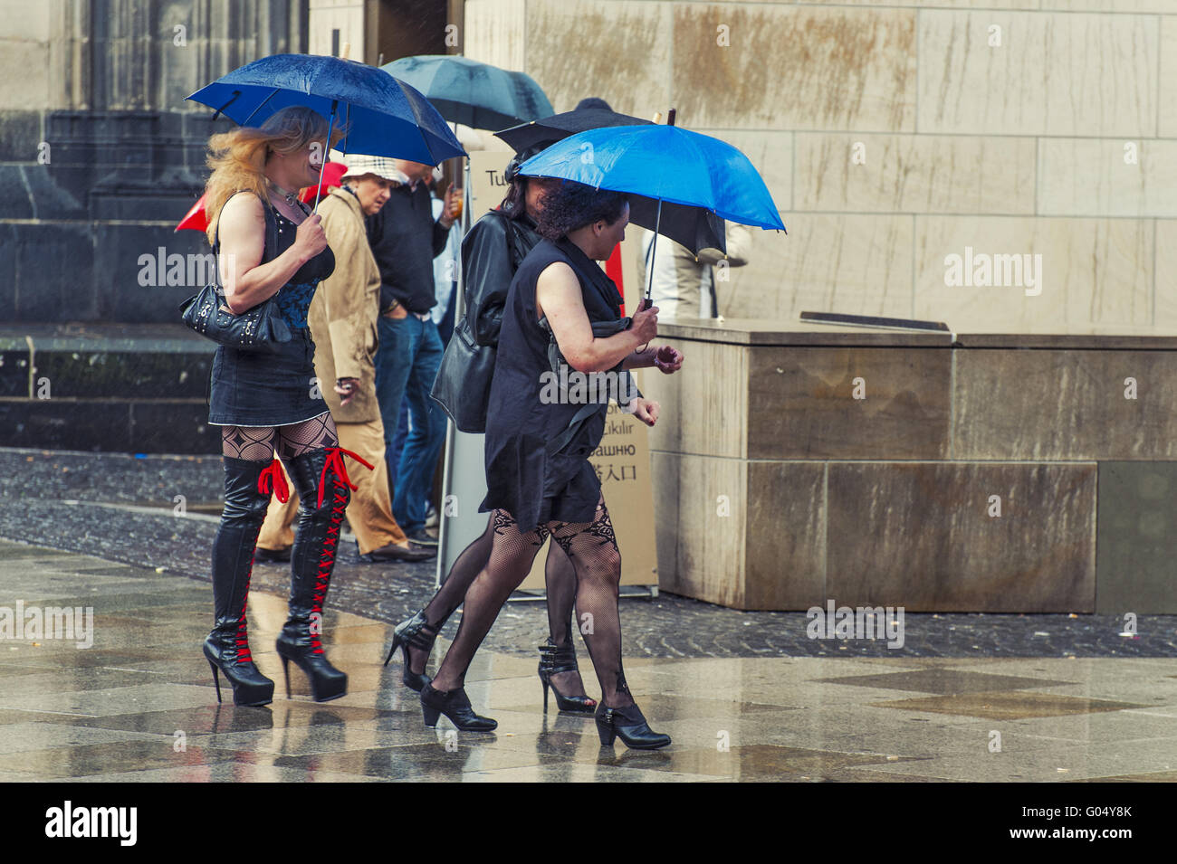 costumed men and women on their way to the CSD in Stock Photo