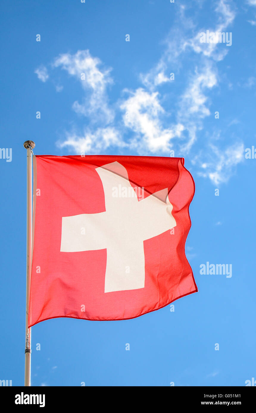 Rot Kreuz Flagge High Resolution Stock Photography and Images - Alamy