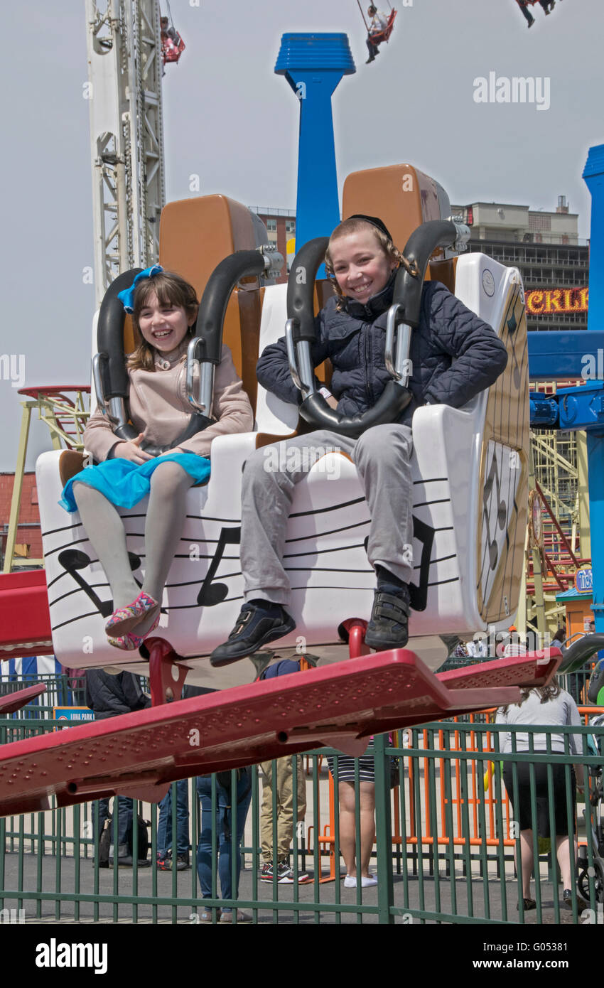 Orthodox jewish children playing in hi-res stock photography and images ...