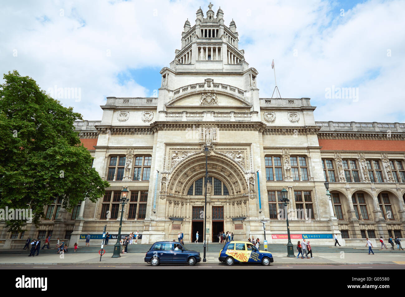 Victoria and Albert museum facade with people walking in London, UK Stock Photo