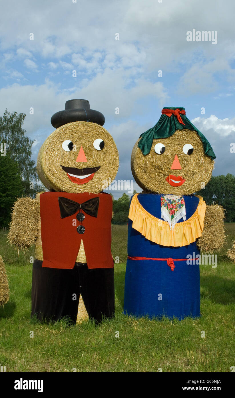 Hay figures hires stock photography and images Alamy