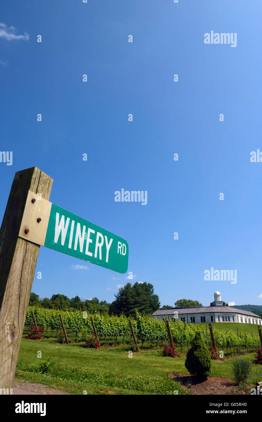 Winery Road. Barboursville Vineyards. Virginia. USA Stock Photo