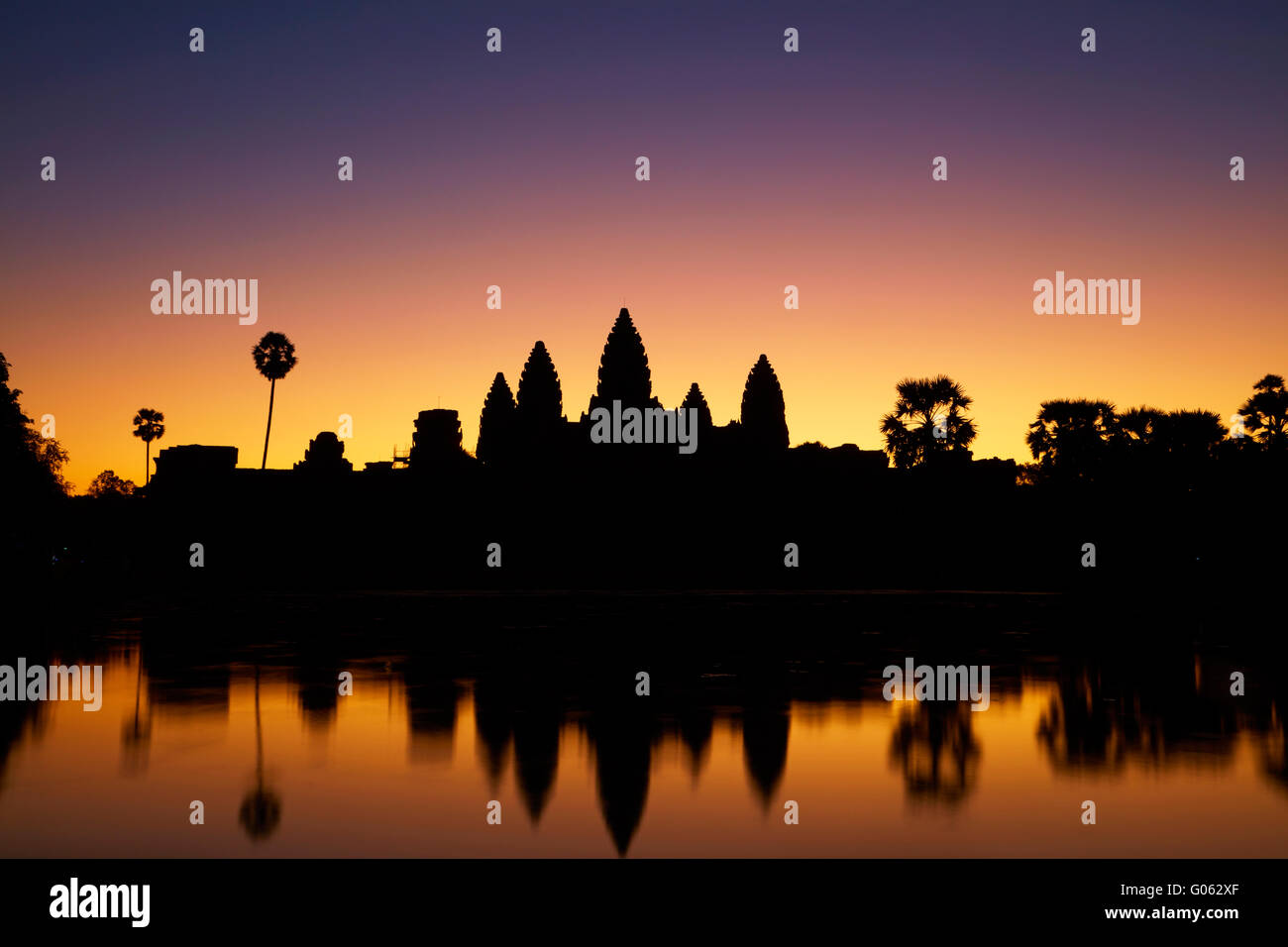 Dawn over Angkor Wat, Angkor World Heritage Site, Siem Reap, Cambodia Stock Photo